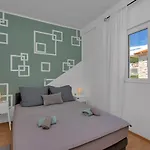 Luna Apartment Baška Voda