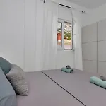 Luna * Baška Voda