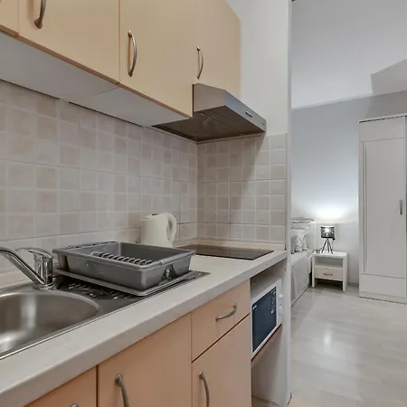 Luna Apartment