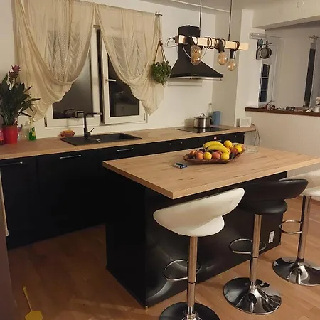 Luna Apartment